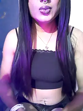 Snapshot of Cutie-Whiskey1 chatting on 11/24/25, 07:24 Cutie-Whiskey1 online show from 11/24/25, 07:24