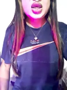 Snapshot of Cutie-Whiskey1 chatting on 12/17/25, 07:42 Cutie-Whiskey1 online show from 12/17/25, 07:42