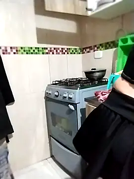 LaraCaliente online show from 01/10/26, 02:02