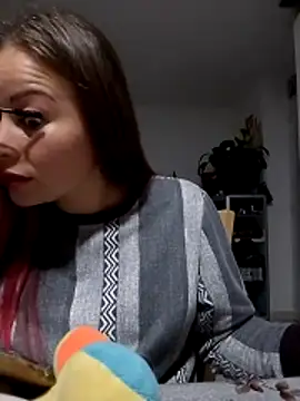 LaraCaliente online show from 02/01/26, 11:36