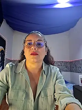 Snapshot of zamy_x chatting on 03/15/26, 03:56 zamy x online show from 03/15/26, 03:56