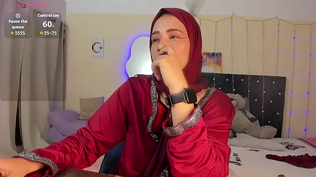 ShanaJamil online show from 05/11/26, 12:11