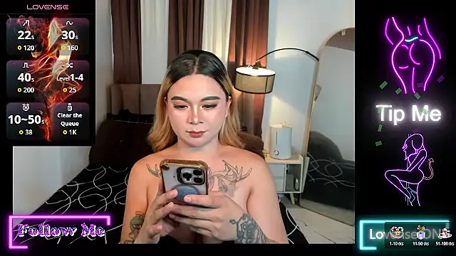 Snapshot of LusciousZenaiahx chatting on 03/11/26, 02:12 LusciousZenaiahx online show from 03/11/26, 02:12