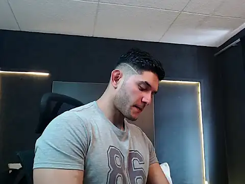 RichardMilleer online show from 10/02/25, 01:40