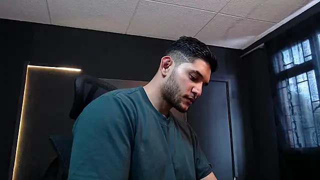 RichardMilleer online show from 11/10/25, 02:16