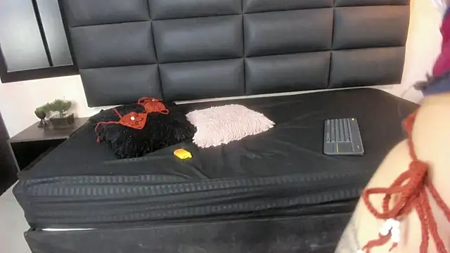 miss-ashley- online show from 09/15/25, 01:44
