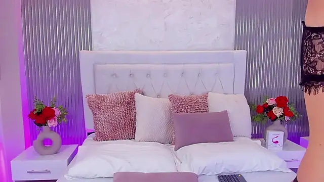 Snapshot of MelodySweetHoney chatting on 04/06/26, 03:24 MelodySweetHoney online show from 04/06/26, 03:24