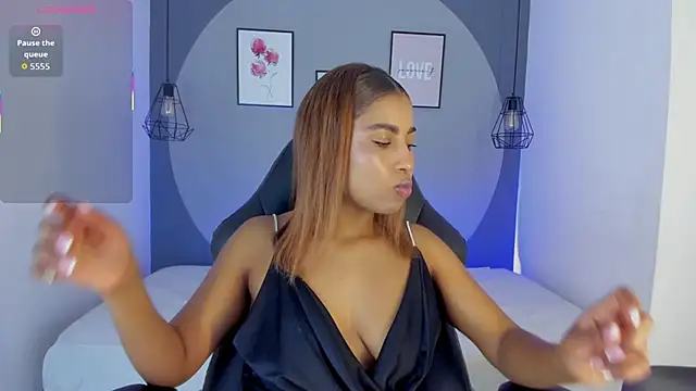 selena monroy online show from 10/29/25, 11:23