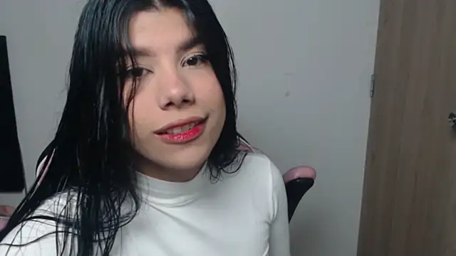 Snapshot of MayaScott11 chatting on 05/16/26, 09:17 MayaScott11 online show from 05/16/26, 09:17