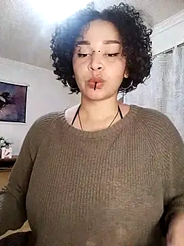 Snapshot of Julie_wallace chatting on 10/02/25, 07:43 Julie wallace online show from 10/02/25, 07:43