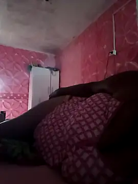 Rosabela04 online show from 05/05/26, 04:59