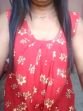 Snapshot of Bengalibeauty96 chatting on 01/12/26, 10:42 Bengalibeauty96 online show from 01/12/26, 10:42