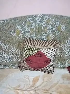 Snapshot of Bengalibeauty96 chatting on 03/14/26, 04:23 Bengalibeauty96 online show from 03/14/26, 04:23