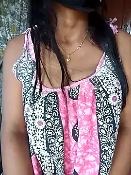 Snapshot of Bengalibeauty96 chatting on 03/25/26, 10:32 Bengalibeauty96 online show from 03/25/26, 10:32