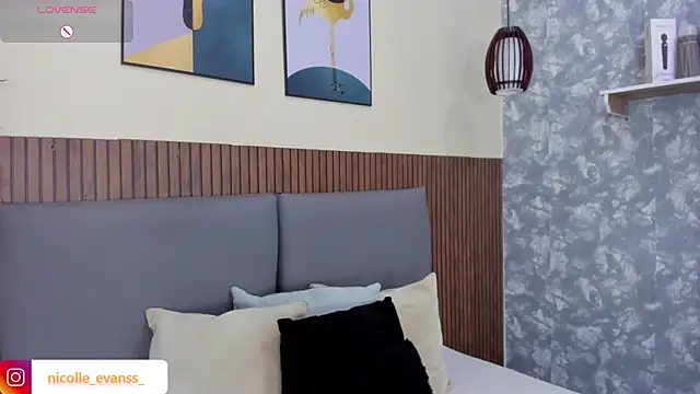 EmillyHarper  online show from 11/28/25, 04:04