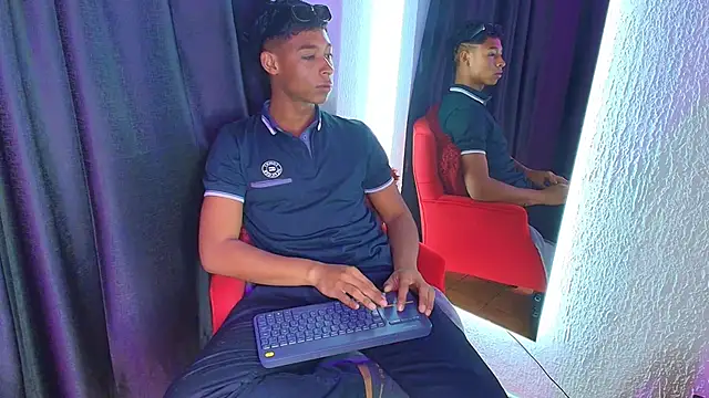 CoffeNaughty nom online show from 09/18/25, 04:25