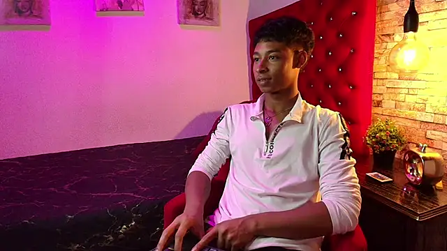 CoffeNaughty nom online show from 10/05/25, 04:00