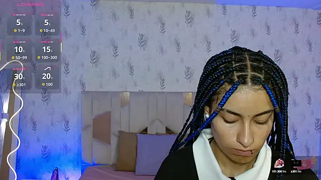 Snapshot of DAKOTA_TAY1 chatting on 10/07/25, 12:02 DAKOTA TAY1 online show from 10/07/25, 12:02