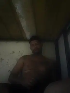 Snapshot of faller26 chatting on 09/18/25, 05:59 faller26 online show from 09/18/25, 05:59