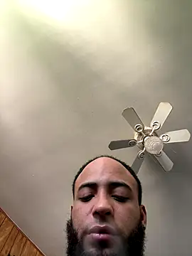 LeoPR00 online show from 09/26/25, 05:17