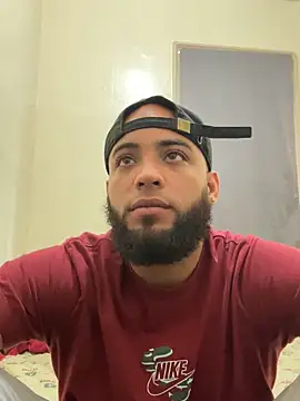 LeoPR00 online show from 10/13/25, 02:28