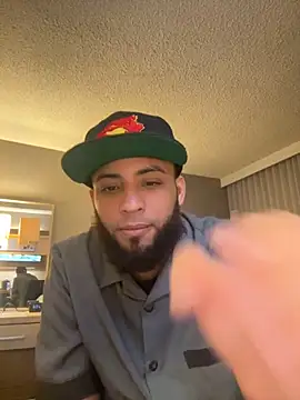 LeoPR00 online show from 11/12/25, 11:25