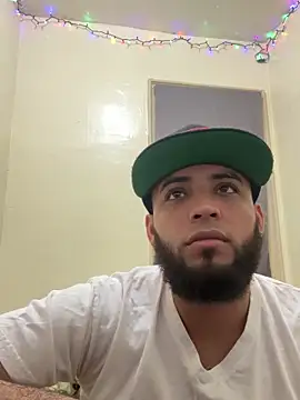 LeoPR00 online show from 12/16/25, 01:10