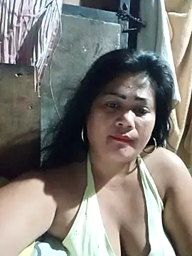 Snapshot of slutty_pinay12 chatting on 01/05/26, 06:44 slutty pinay12 online show from 01/05/26, 06:44