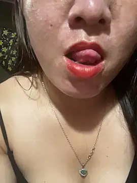 Luna-ass online show from 10/31/25, 01:06