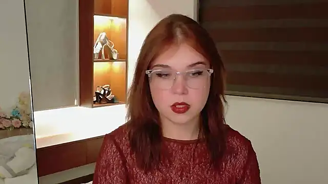 Lilith Bonheur online show from 06/28/26, 09:10