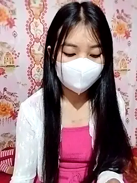 Snapshot of Damhan12 chatting on 12/23/25, 02:31 Damhan12 online show from 12/23/25, 02:31