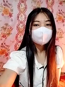 Snapshot of Damhan12 chatting on 02/10/26, 03:32 Damhan12 online show from 02/10/26, 03:32