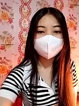 Snapshot of Damhan12 chatting on 02/11/26, 01:43 Damhan12 online show from 02/11/26, 01:43