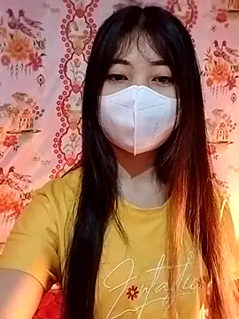 Snapshot of Damhan12 chatting on 02/13/26, 01:34 Damhan12 online show from 02/13/26, 01:34