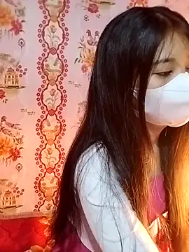 Snapshot of Damhan12 chatting on 03/07/26, 08:33 Damhan12 online show from 03/07/26, 08:33