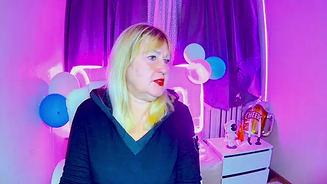 EmmaEllison online show from 09/29/25, 06:07