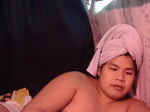 Huntrix2025 online show from 06/25/26, 05:12