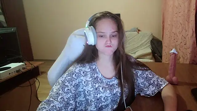 Snapshot of SharybbFace chatting on 09/26/25, 05:17 SharybbFace online show from 09/26/25, 05:17