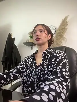 Sabriinaa Foxx online show from 04/27/26, 02:15