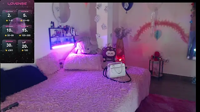 Snapshot of danny_1hotcute chatting on 06/15/26, 12:29 danny 1hotcute online show from 06/15/26, 12:29