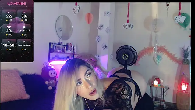 Snapshot of danny_1hotcute chatting on 06/21/26, 04:59 danny 1hotcute online show from 06/21/26, 04:59
