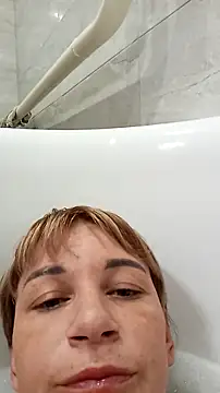 Snapshot of SweetKiss96 chatting on 10/02/25, 08:16 SweetKiss96 online show from 10/02/25, 08:16