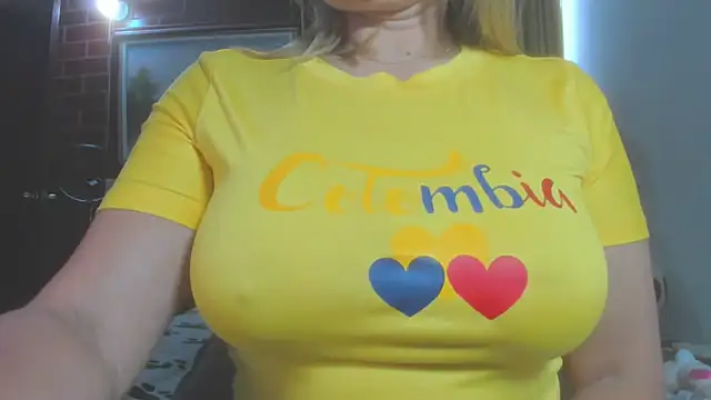 LatinaMature  online show from 05/11/26, 04:04