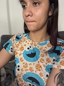 Isabella-Teen online show from 01/08/26, 02:14