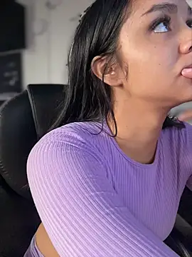 Isabella-Teen online show from 05/02/26, 02:11