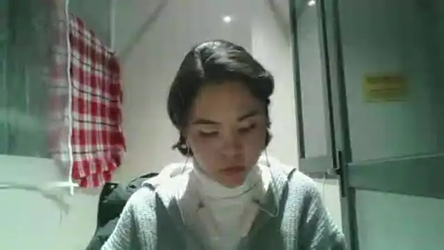 Snapshot of JennyCarpenter chatting on 12/19/25, 11:39 JennyCarpenter online show from 12/19/25, 11:39