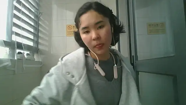 Snapshot of JennyCarpenter chatting on 01/17/26, 12:04 JennyCarpenter online show from 01/17/26, 12:04