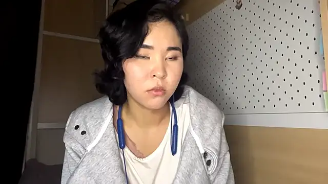 Snapshot of JennyCarpenter chatting on 03/08/26, 02:04 JennyCarpenter online show from 03/08/26, 02:04