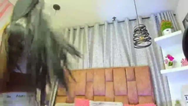 Snapshot of alix_noa chatting on 11/11/25, 07:25 alix noa online show from 11/11/25, 07:25