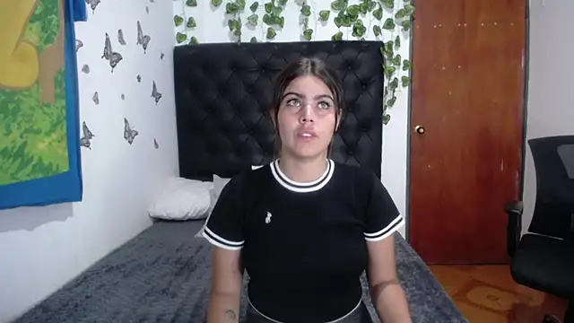 Snapshot of isabel_09 chatting on 01/07/26, 02:58 isabel 09 online show from 01/07/26, 02:58